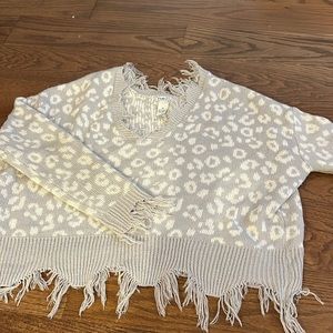 Cheetah grey print sweater